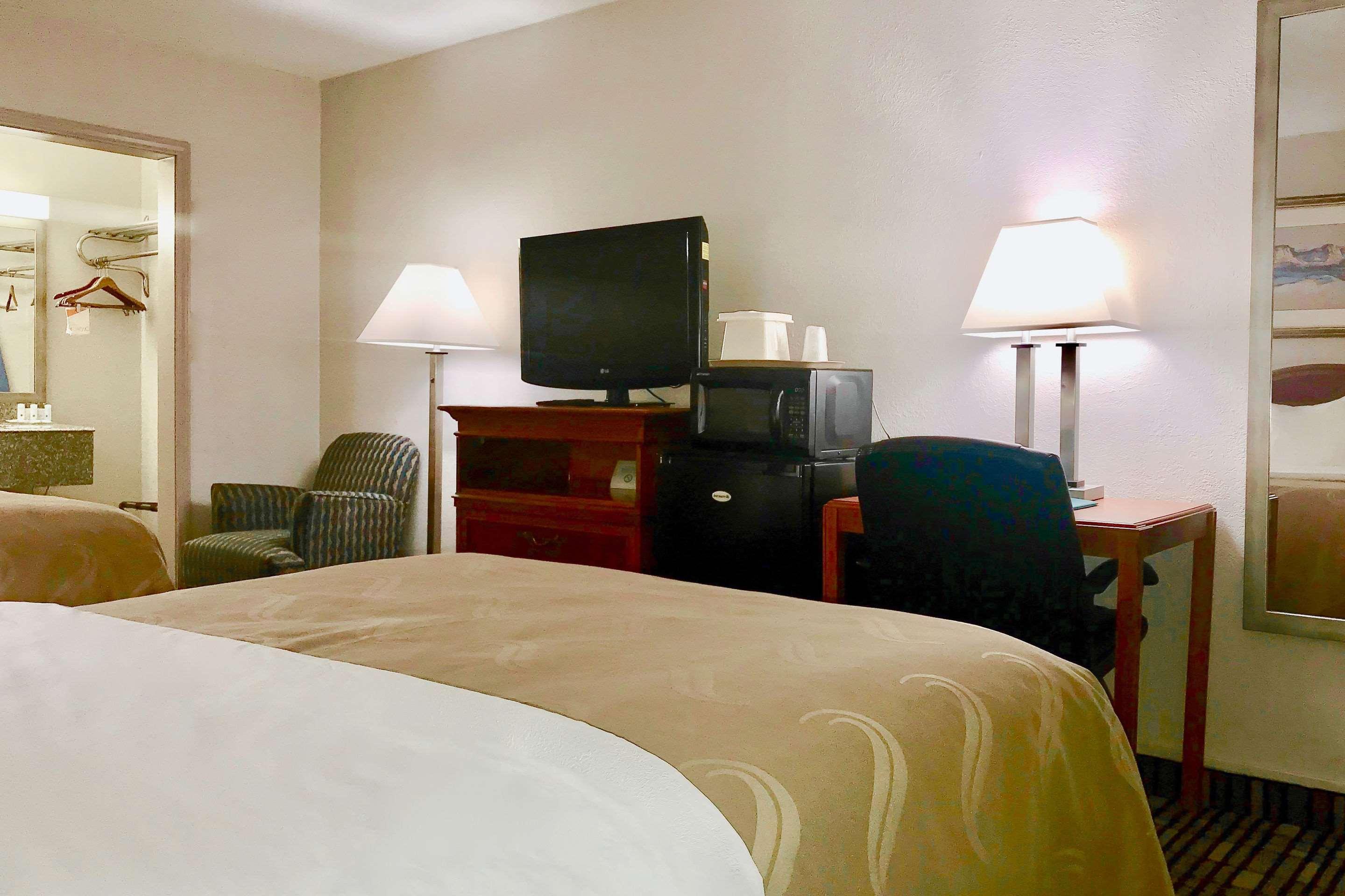 Quality Inn Тукумкари Экстерьер фото